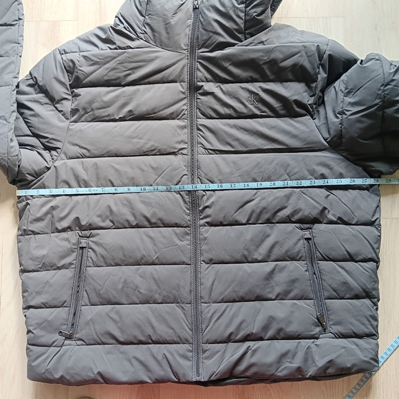 New Calvin Klein Jeans Puffer Hooded Coat Water Resistant Charcoal Grey Size 2XL - Picture 11 of 16
